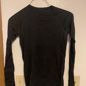 Black long sleeve lululemon